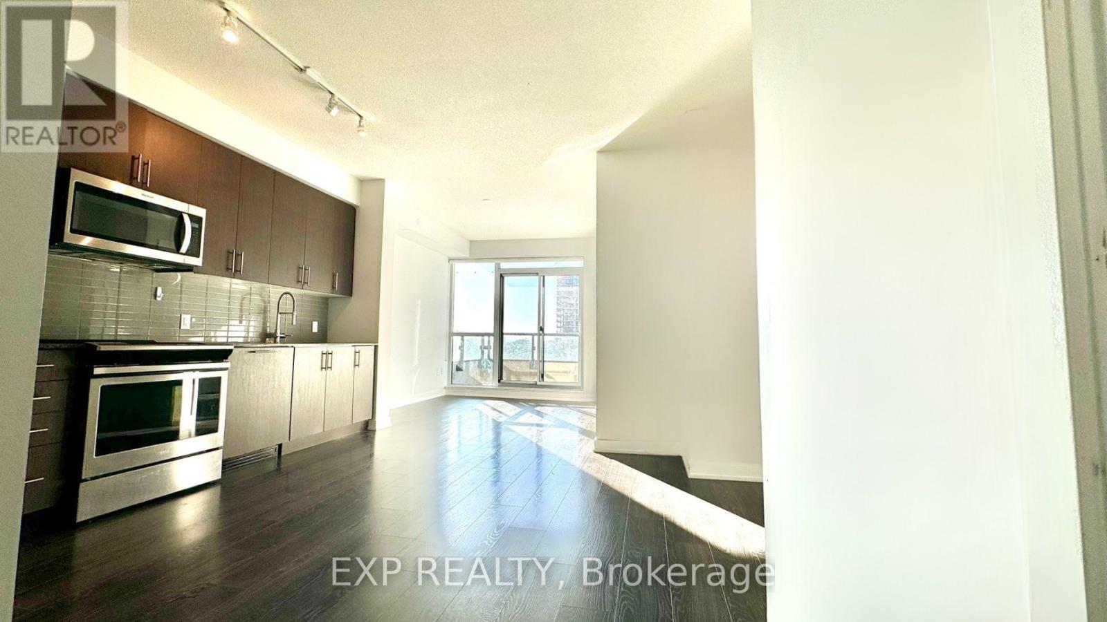 1403 - 4085 Parkside Village Drive, Mississauga, Ontario  L5B 0K9 - Photo 12 - W12163380