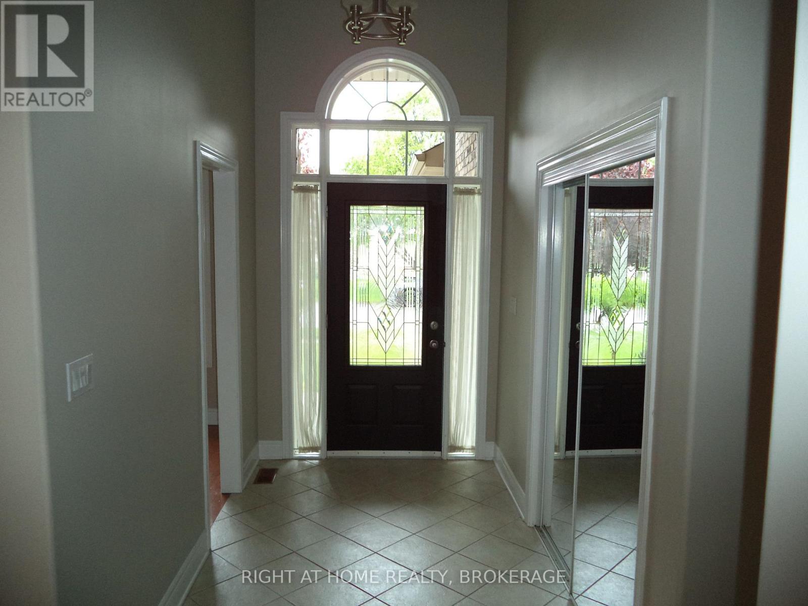 48 Nicholas Drive, St. Catharines, Ontario  L2C 4C5 - Photo 13 - X12163428
