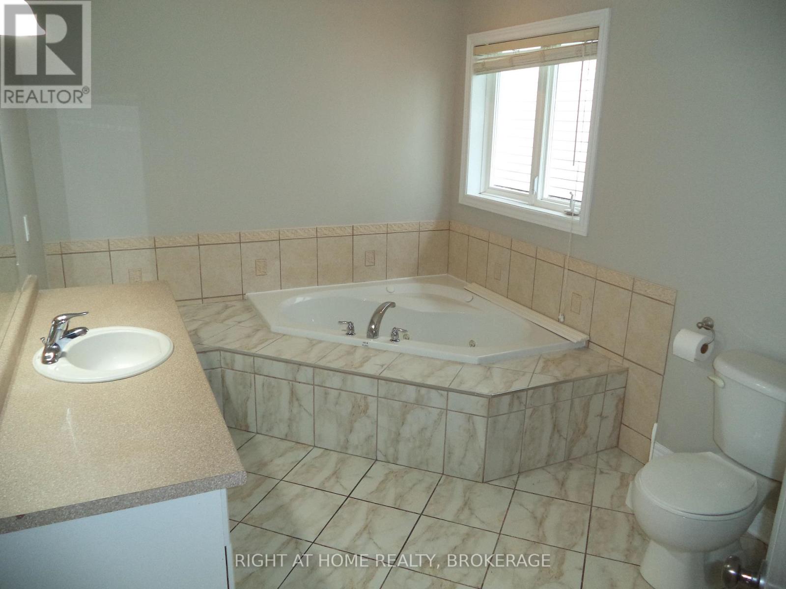 48 Nicholas Drive, St. Catharines, Ontario  L2C 4C5 - Photo 26 - X12163428