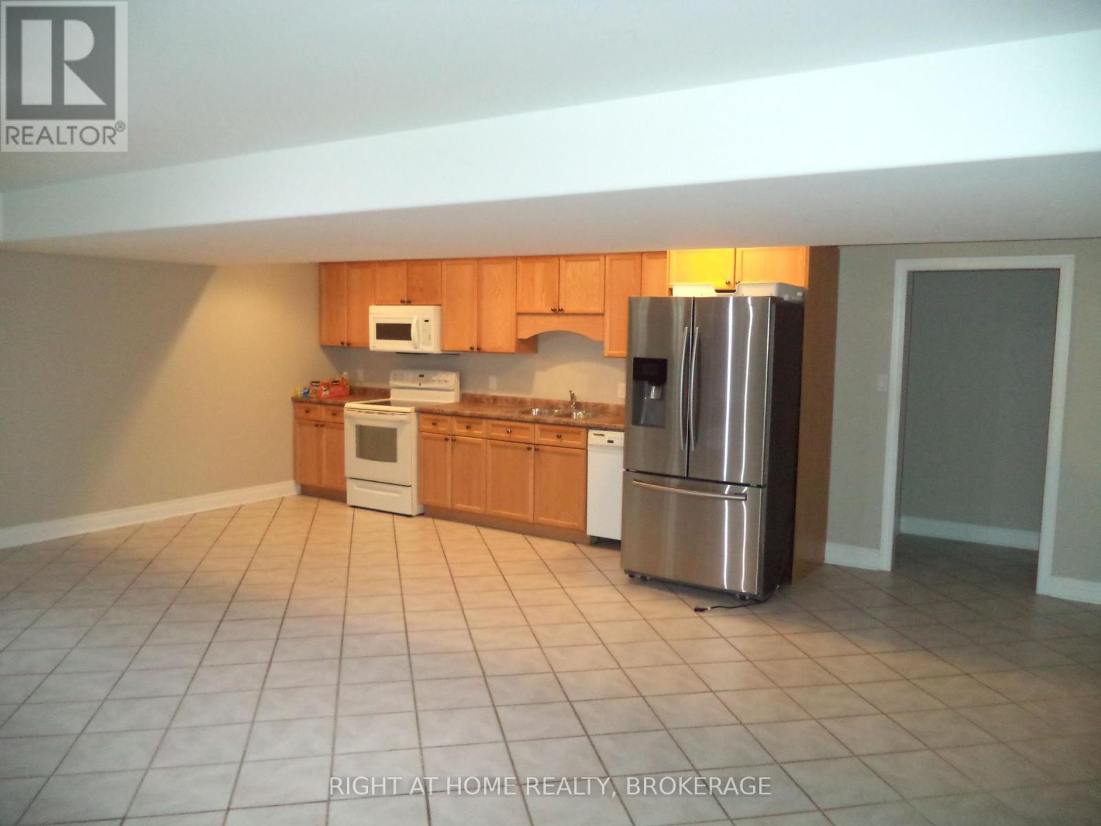 48 Nicholas Drive, St. Catharines, Ontario  L2C 4C5 - Photo 30 - X12163428