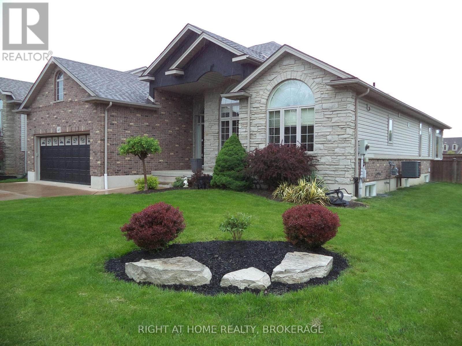 48 Nicholas Drive, St. Catharines, Ontario  L2C 4C5 - Photo 8 - X12163428