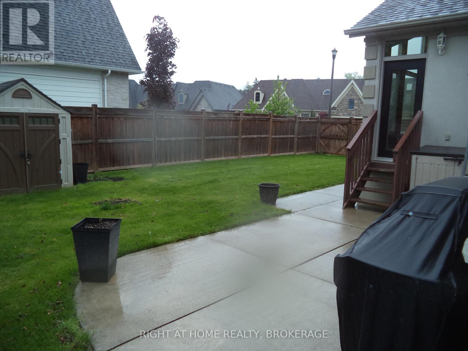 48 Nicholas Drive, St. Catharines, Ontario  L2C 4C5 - Photo 9 - X12163428