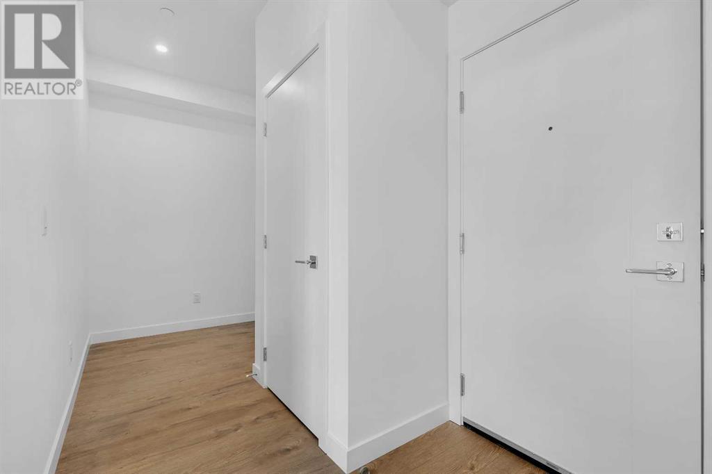 Property at 4215, 6 Merganser Drive W image 3