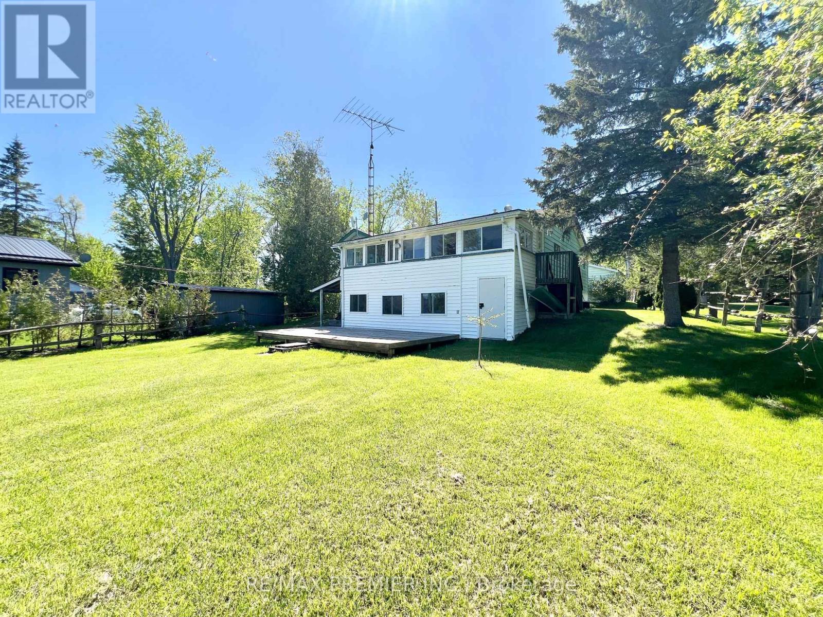 29 Prior Lane, Quinte West (Frankford Ward), Ontario  K0K 2C0 - Photo 5 - X12163302