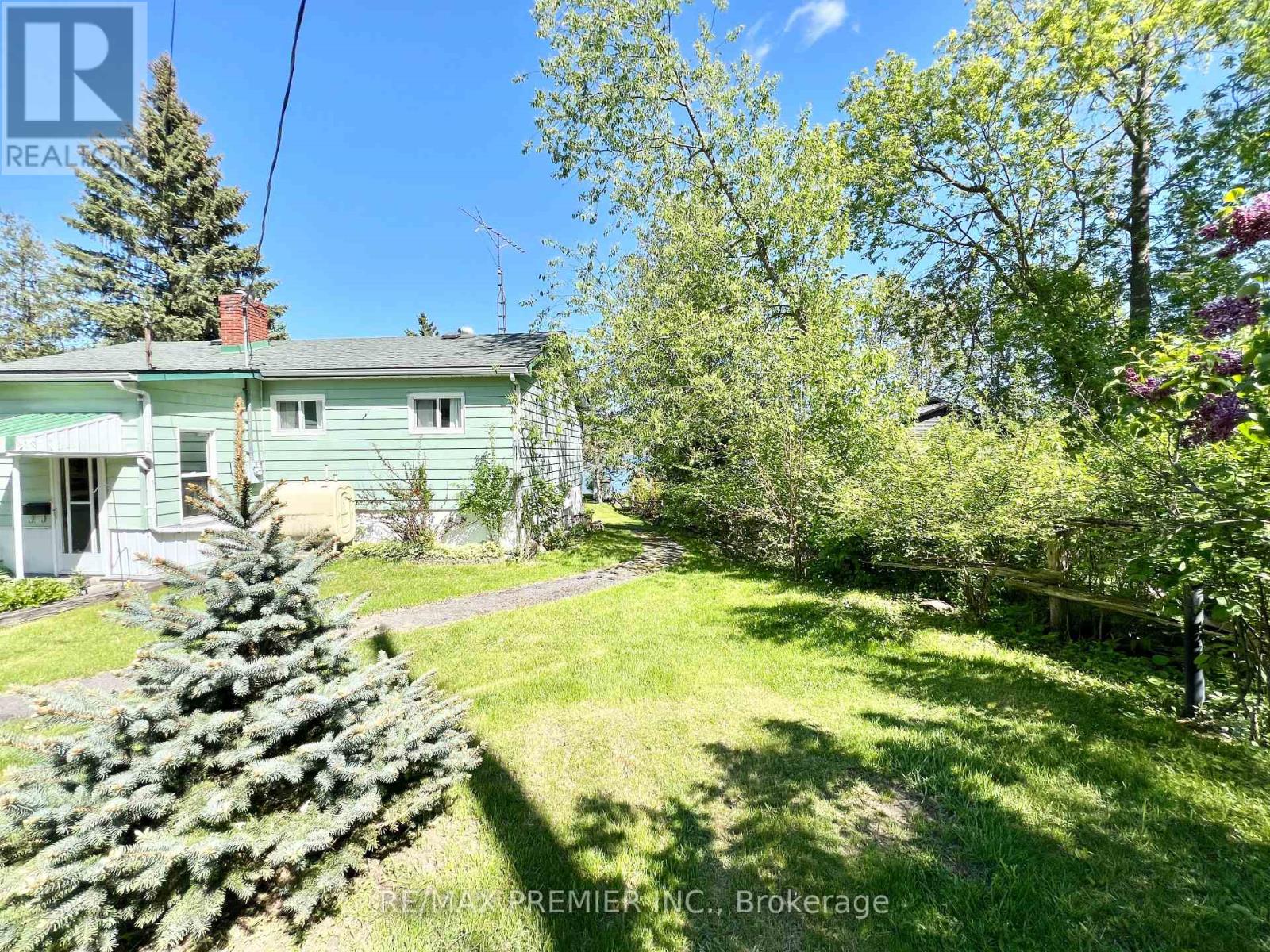 29 Prior Lane, Quinte West, Ontario  K0K 2C0 - Photo 7 - X12163302