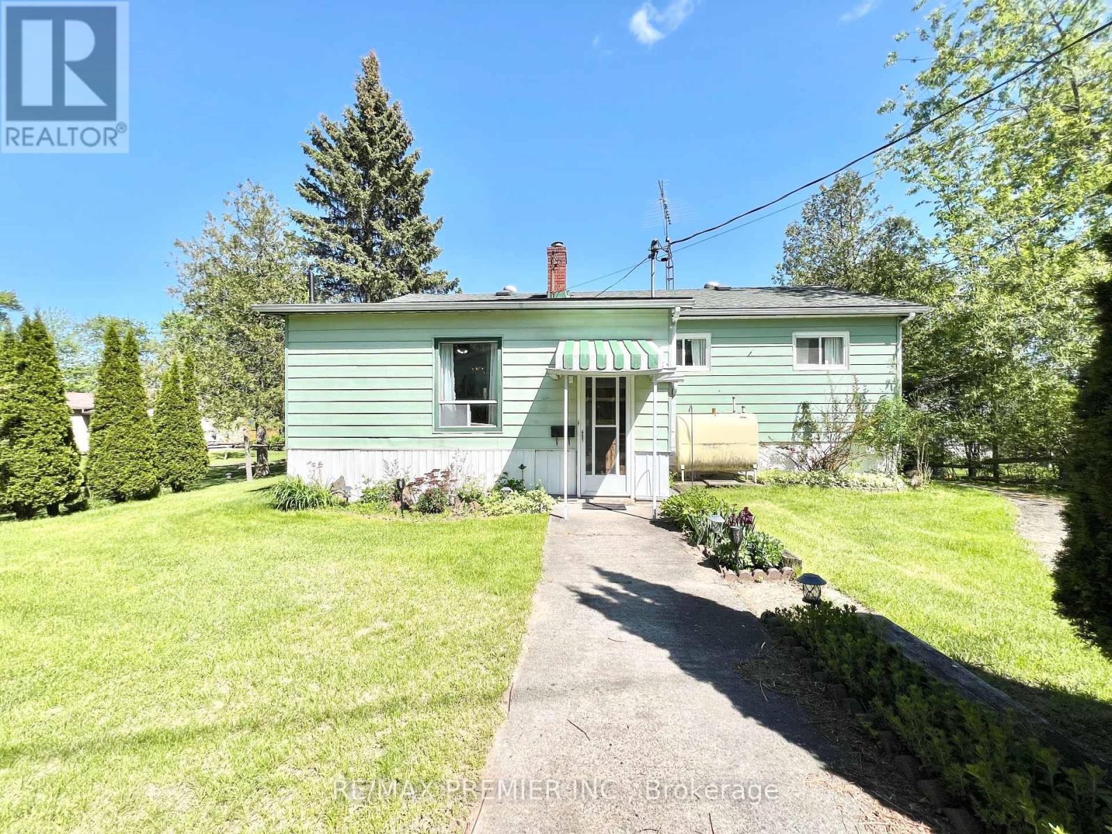 29 Prior Lane, Quinte West, Ontario  K0K 2C0 - Photo 8 - X12163302
