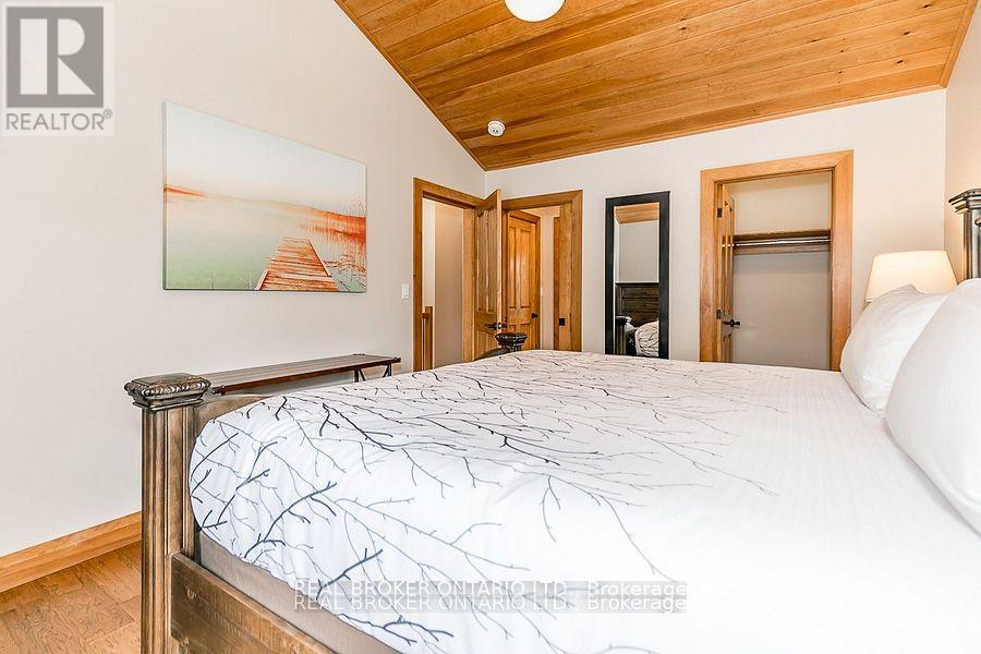 1b - 1841 Muskoka Road 118 W, Muskoka Lakes, Ontario  P1L 1W8 - Photo 14 - X12163365