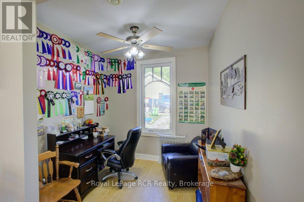 392047 Grey Rd 109 Road, Southgate, Ontario  N0G 2A0 - Photo 12 - X12163469