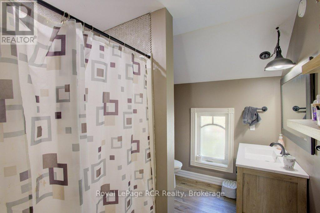 392047 Grey Rd 109 Road, Southgate, Ontario  N0G 2A0 - Photo 24 - X12163469