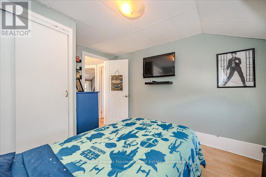 22 Simcoe Street, Guelph, Ontario  N1E 3B8 - Photo 20 - X12163525