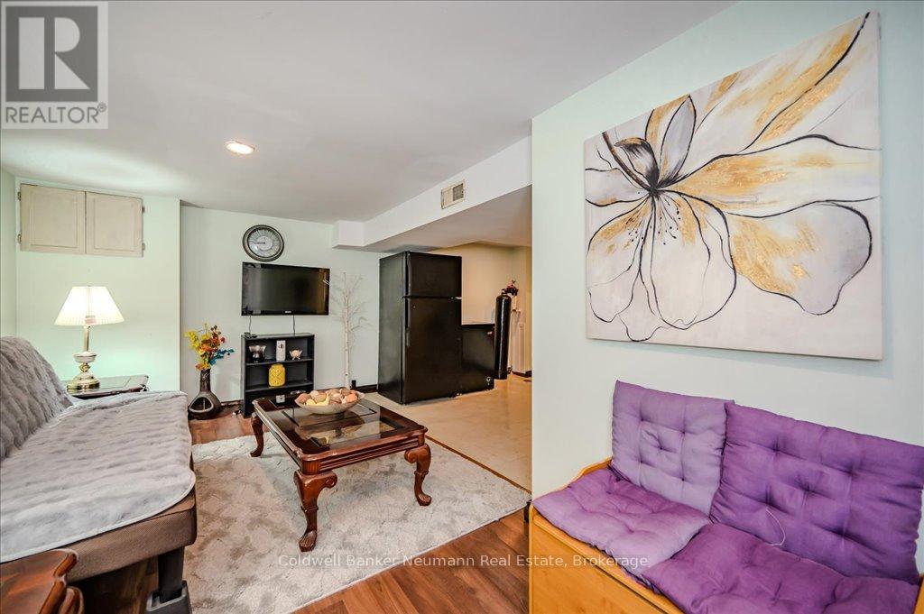 22 Simcoe Street, Guelph, Ontario  N1E 3B8 - Photo 28 - X12163525