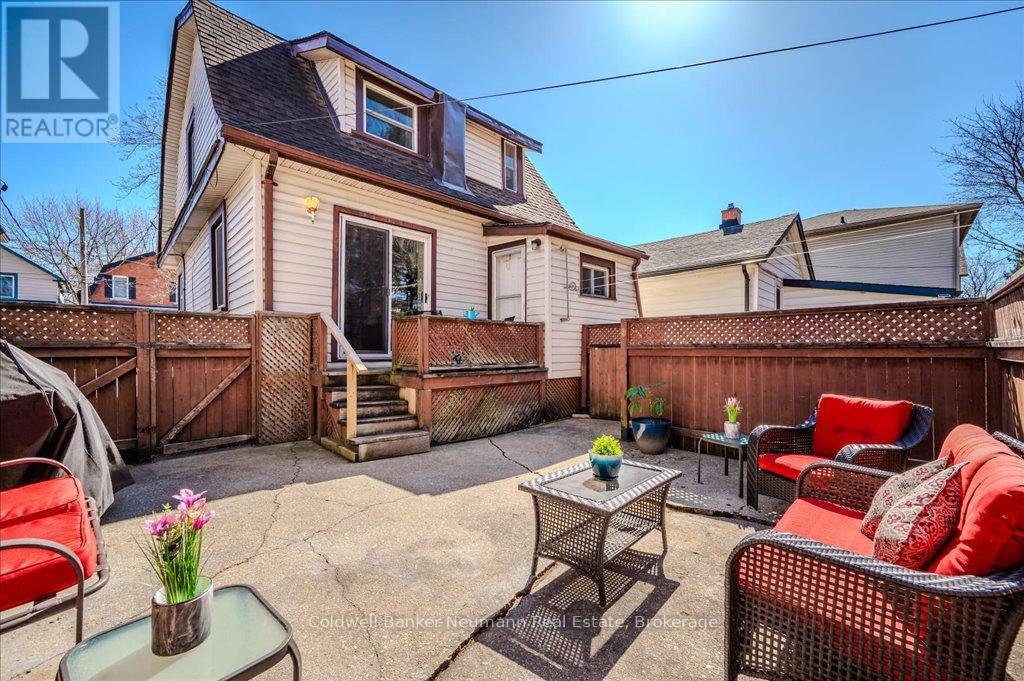 22 Simcoe Street, Guelph, Ontario  N1E 3B8 - Photo 31 - X12163525