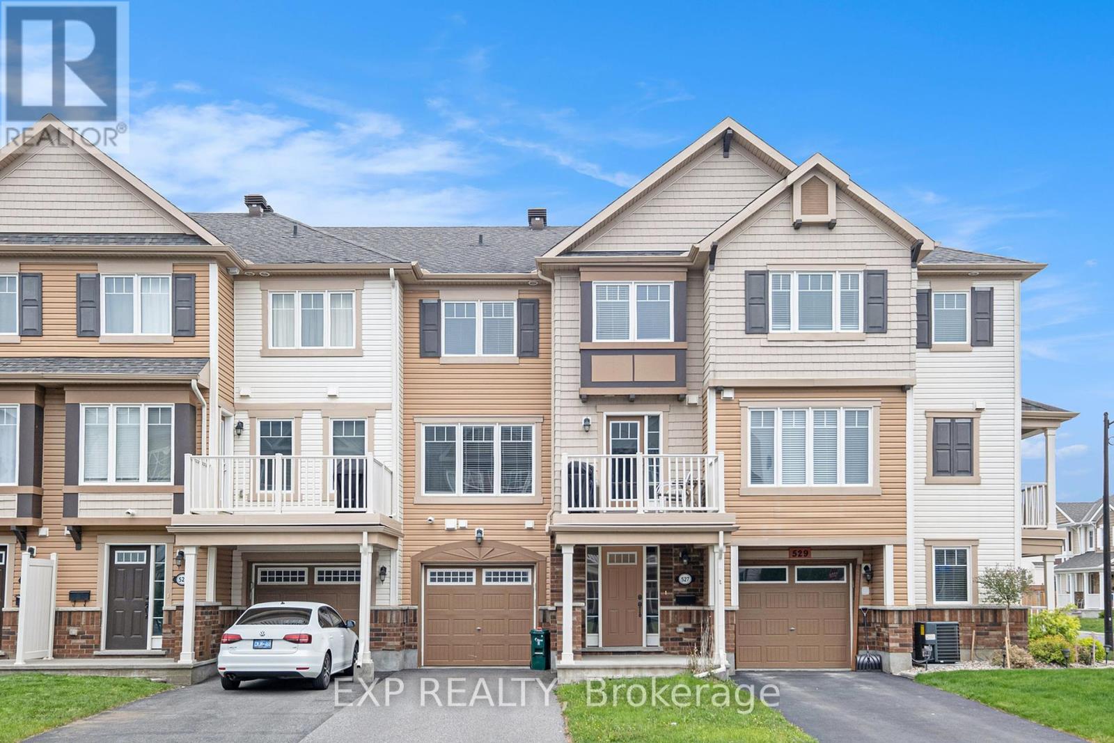 527 Snow Goose Street, Ottawa, Ontario  K2J 0T3 - Photo 2 - X12163398