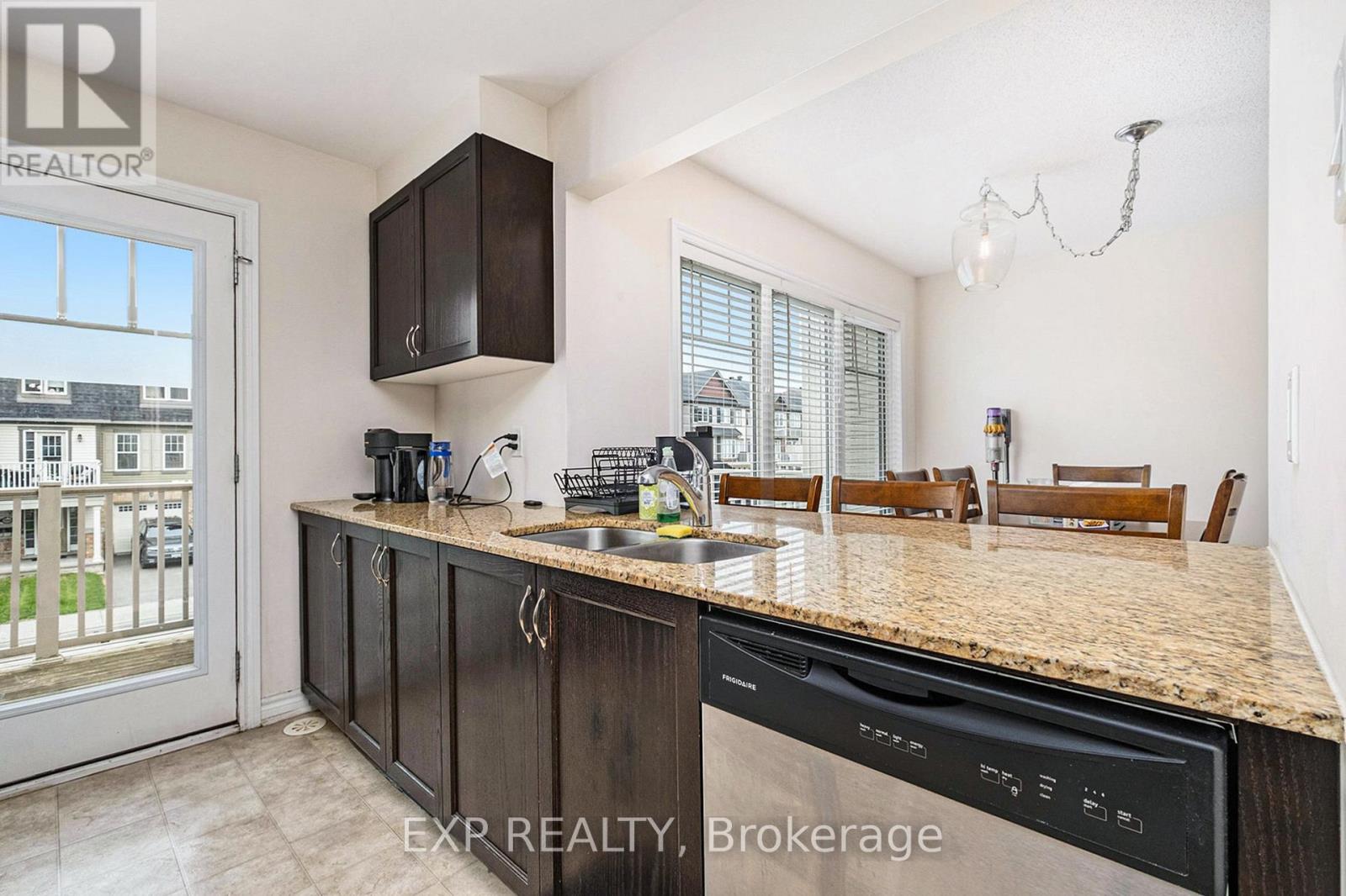 527 Snow Goose Street, Ottawa, Ontario  K2J 0T3 - Photo 22 - X12163398