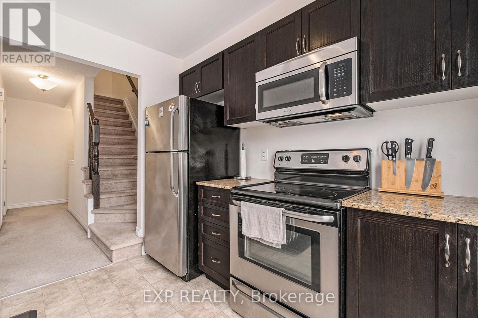527 Snow Goose Street, Ottawa, Ontario  K2J 0T3 - Photo 23 - X12163398