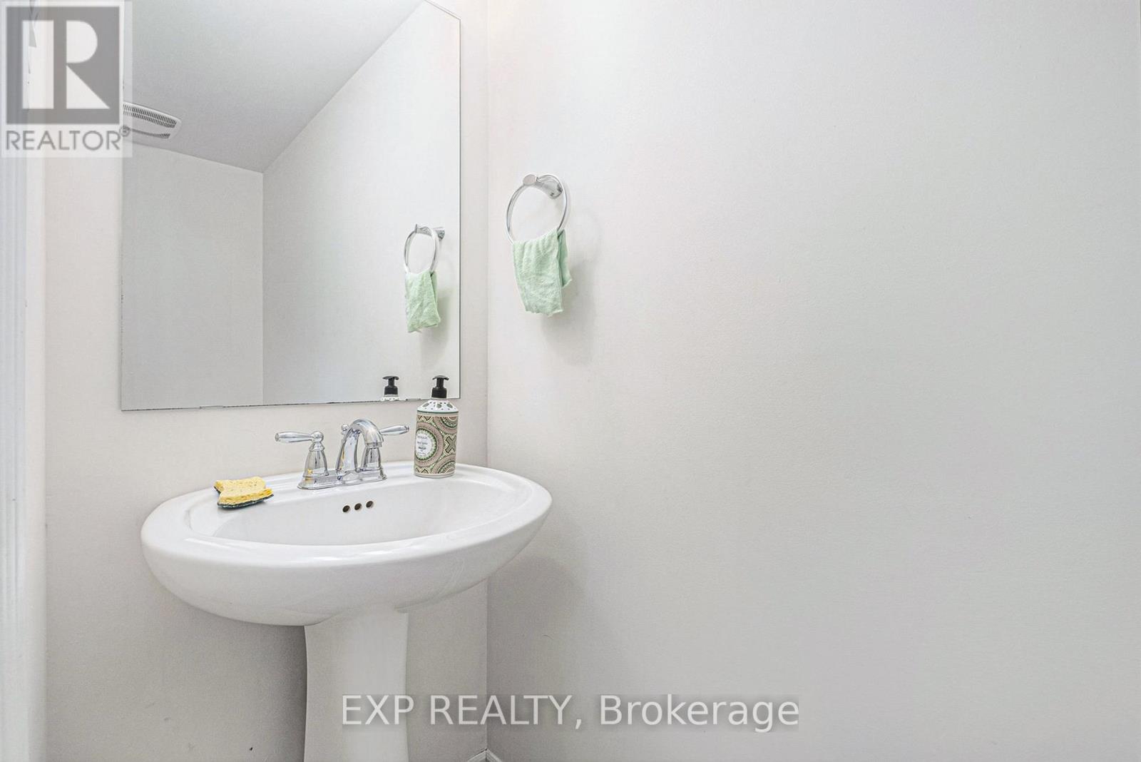 527 Snow Goose Street, Ottawa, Ontario  K2J 0T3 - Photo 27 - X12163398