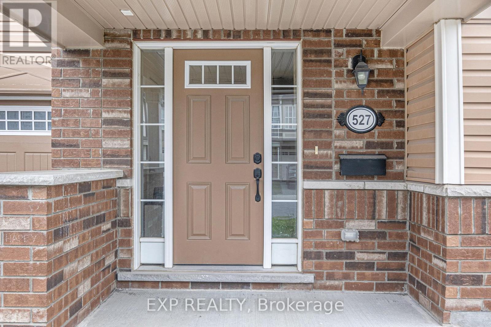527 Snow Goose Street, Ottawa, Ontario  K2J 0T3 - Photo 4 - X12163398