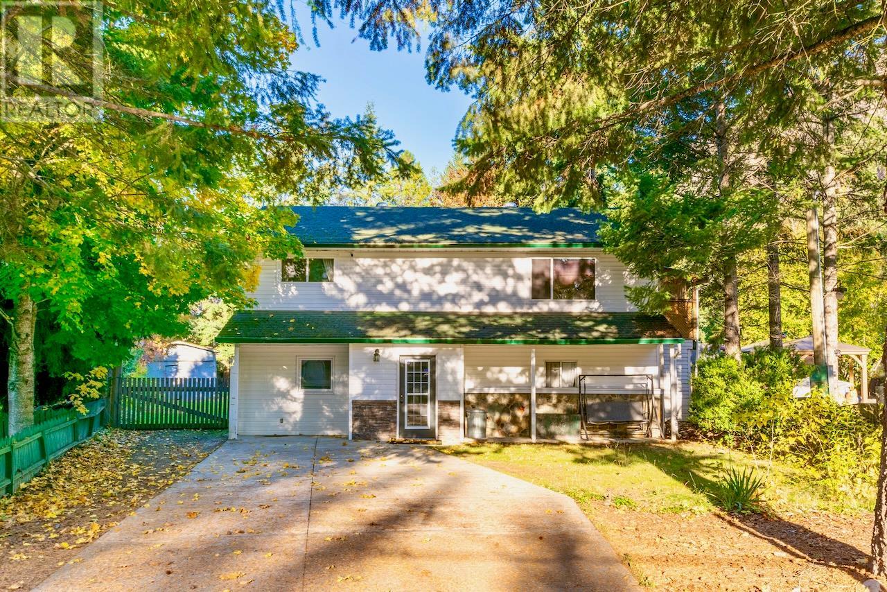 4179 Ashe Crescent, Scotch Creek, British Columbia