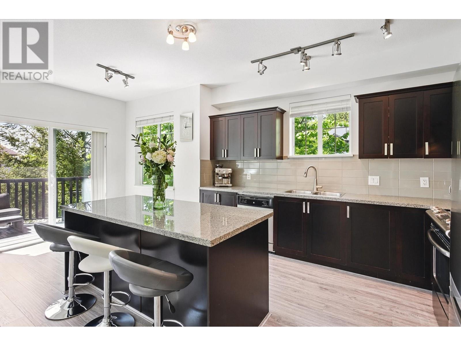 3341 Devonshire Avenue, Coquitlam, British Columbia  V3E 0B1 - Photo 13 - R2999959