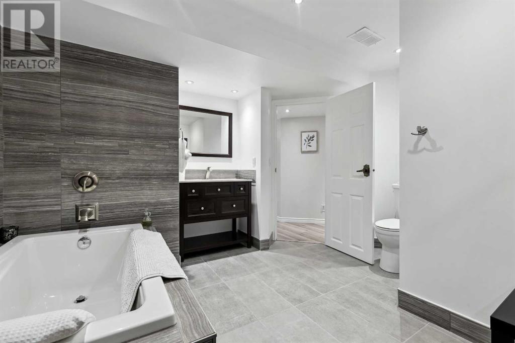 2908 Palliser Drive Sw, Calgary, Alberta  T2V 4G2 - Photo 38 - A2214377