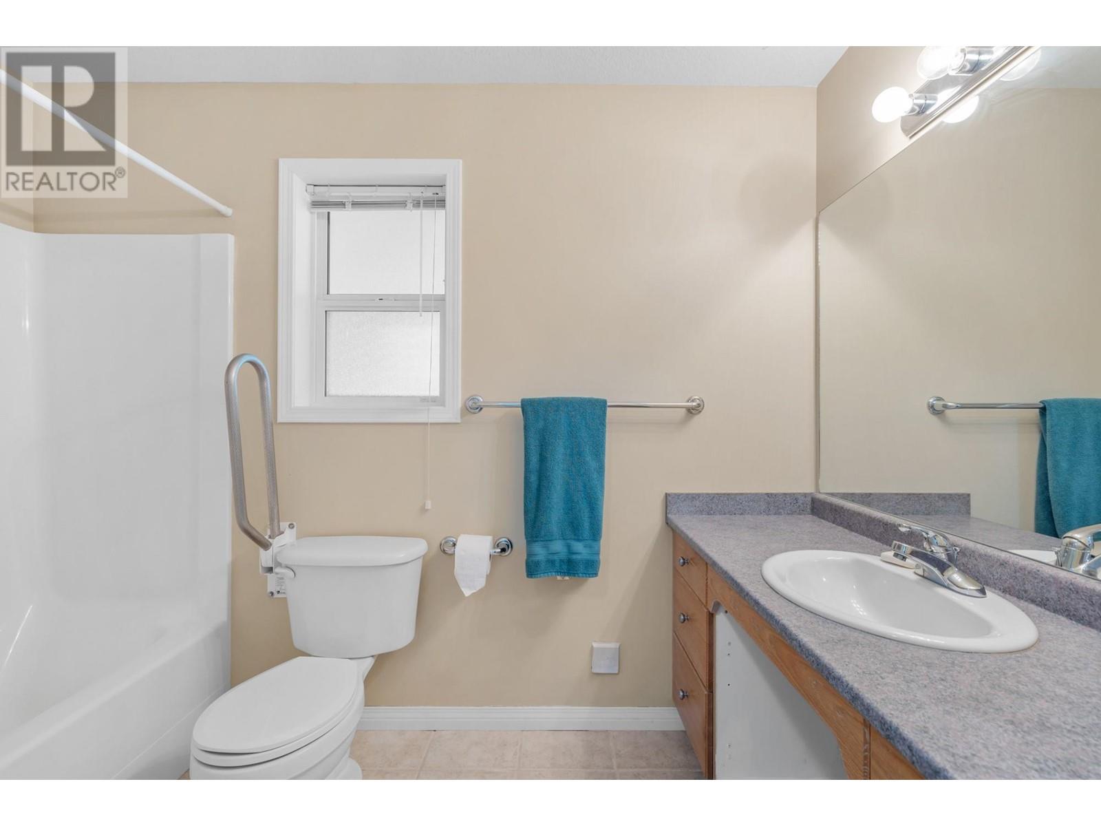 822 Raymer Road, Kelowna, British Columbia  V1W 1J8 - Photo 27 - 10348815