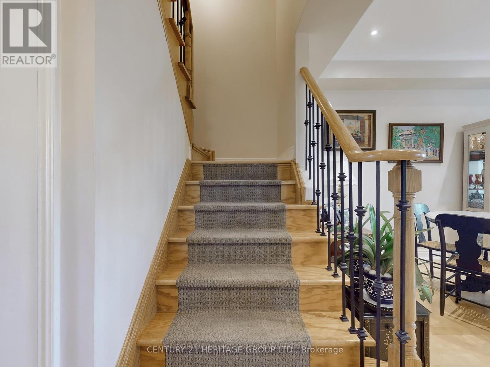 127 Mill Road, Toronto (Markland Wood), Ontario  M9C 1X9 - Photo 20 - W12162832