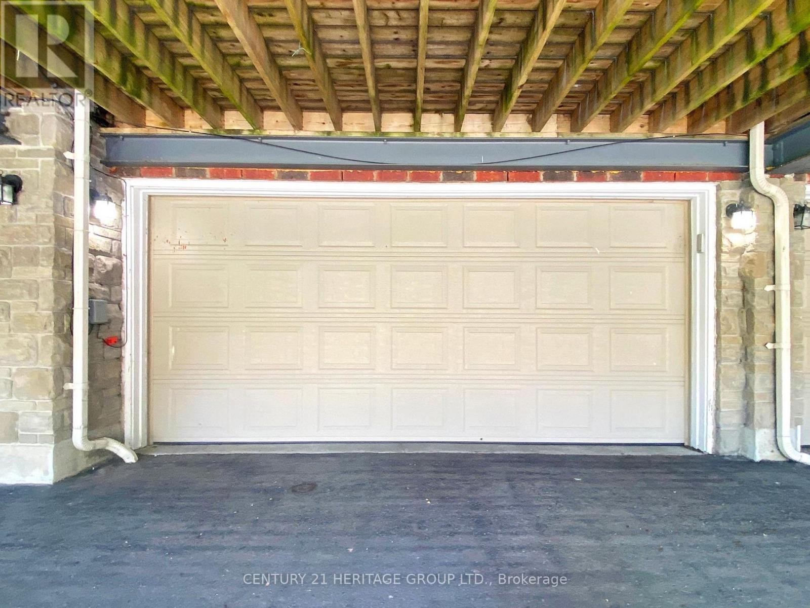 127 Mill Road, Toronto (Markland Wood), Ontario  M9C 1X9 - Photo 47 - W12162832