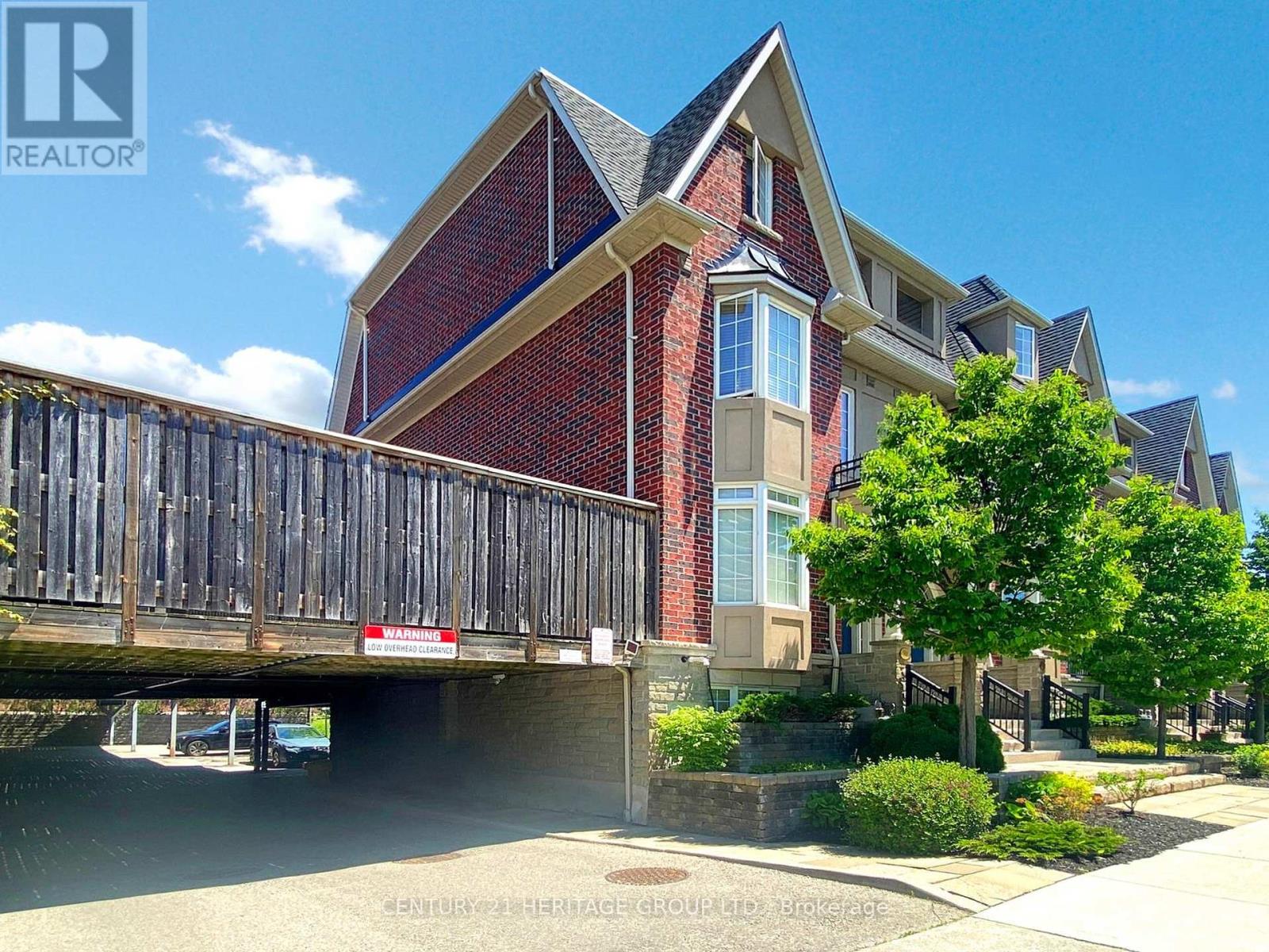 127 Mill Road, Toronto (Markland Wood), Ontario  M9C 1X9 - Photo 48 - W12162832