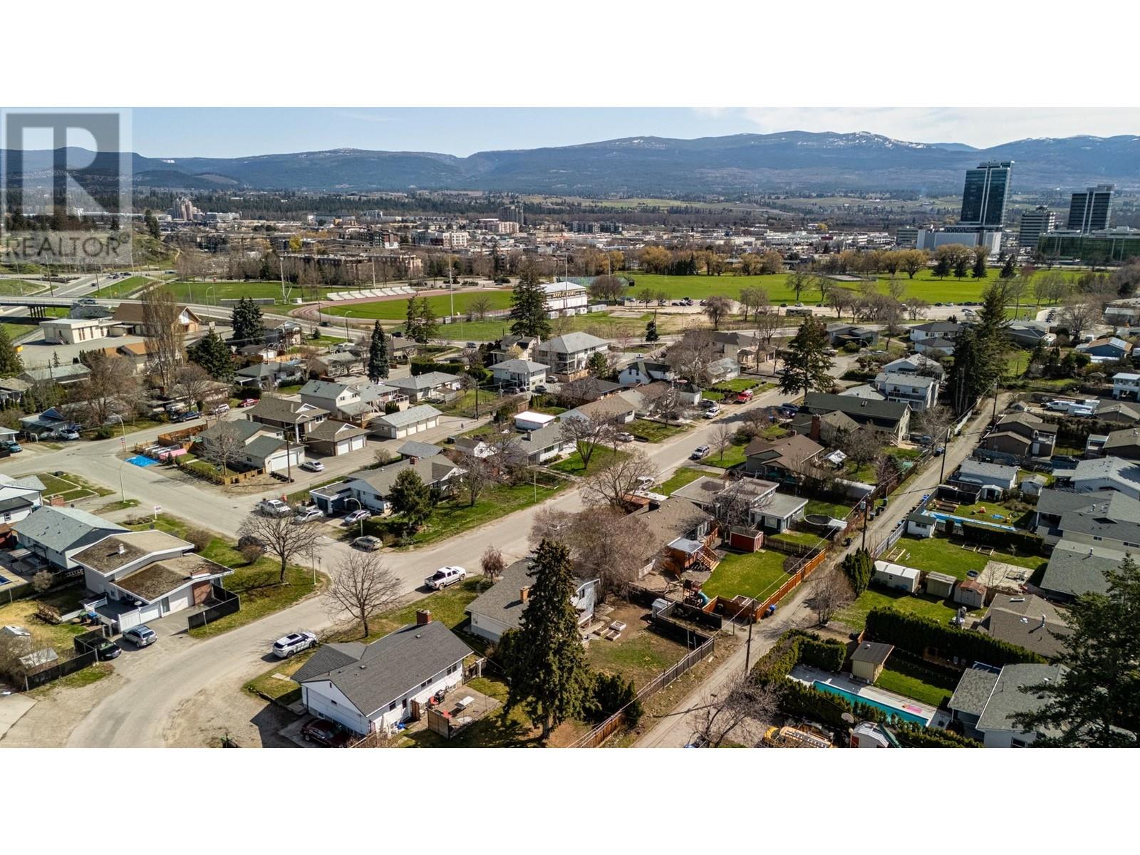 Property at 1388 Cherry Crescent W image 5