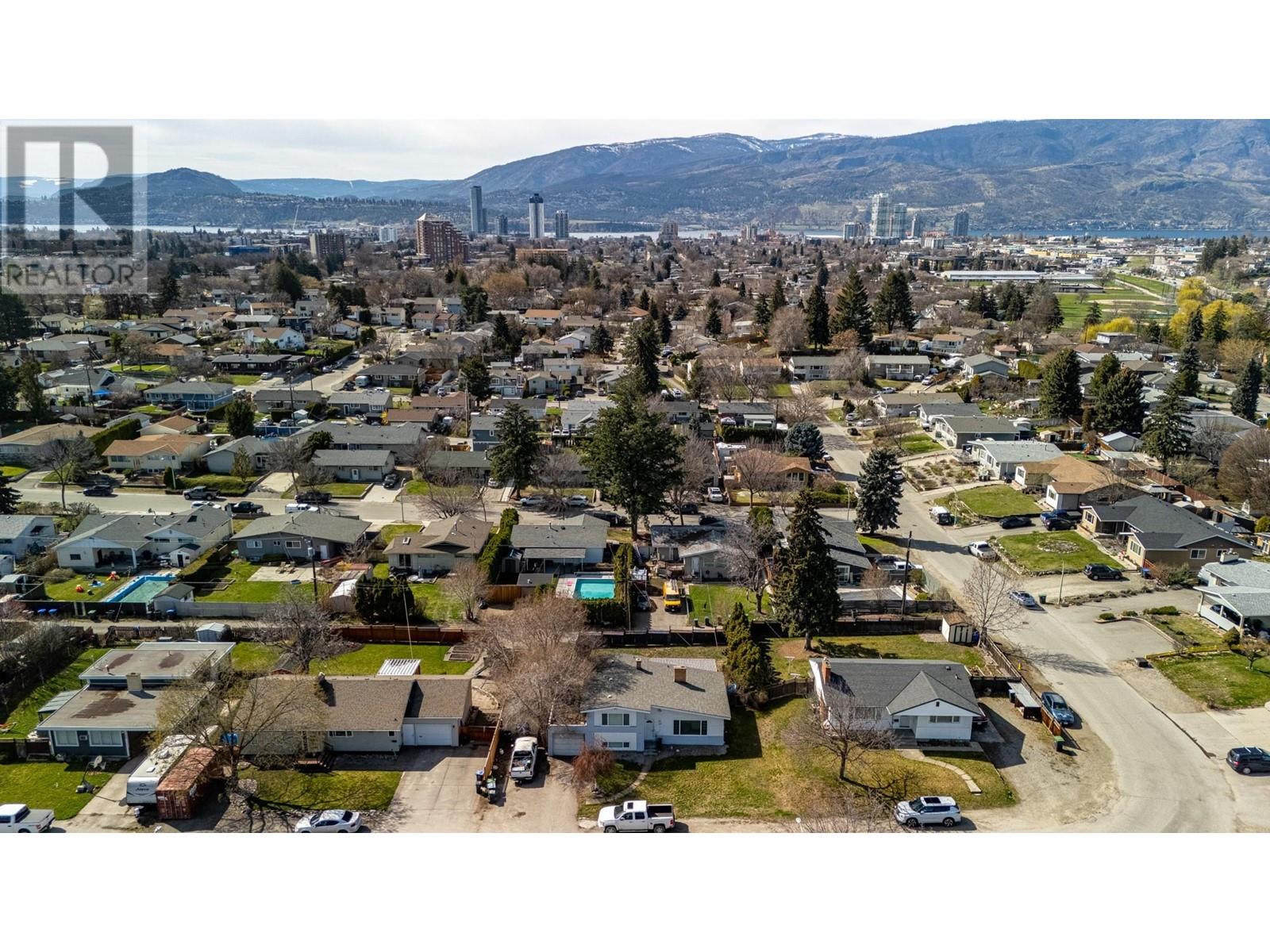 Property at 1388 Cherry Crescent W image 1