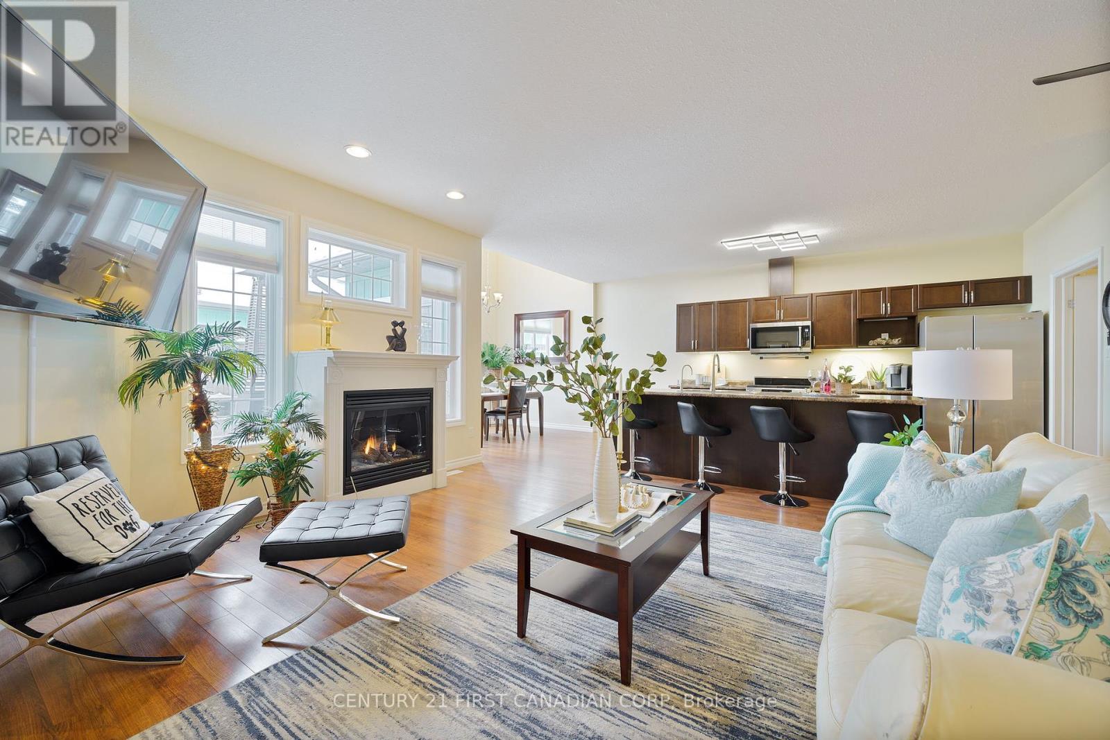 14 Oakwood Links Lane, Lambton Shores, Ontario  N0M 1T0 - Photo 11 - X11924987