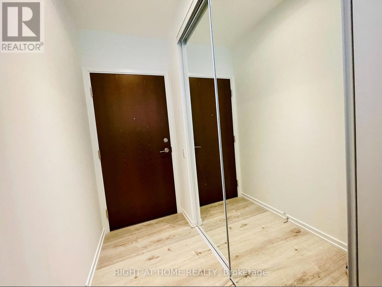 2715 - 1000 Portage Parkway, Vaughan, Ontario  L4K 0L1 - Photo 25 - N12153781