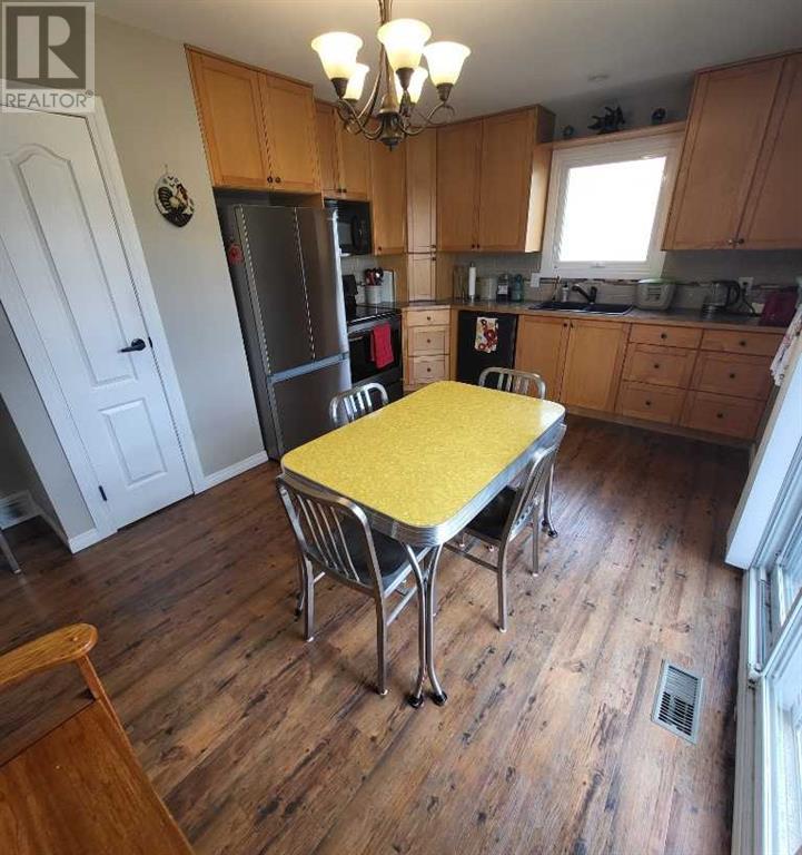 817 7 Street N, Lethbridge, Alberta  T1H 1Y6 - Photo 13 - A2216350
