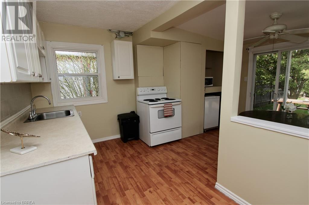 61 Ninth Avenue, Brantford, Ontario  N3S 1E3 - Photo 22 - 40728786
