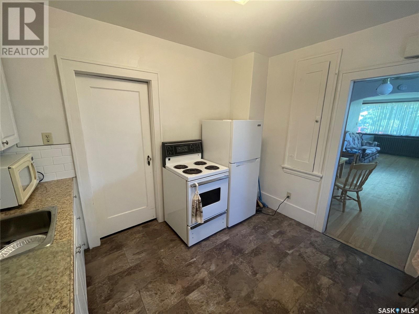 1412 King Street, Regina, Saskatchewan  S4T 4G4 - Photo 11 - SK006646
