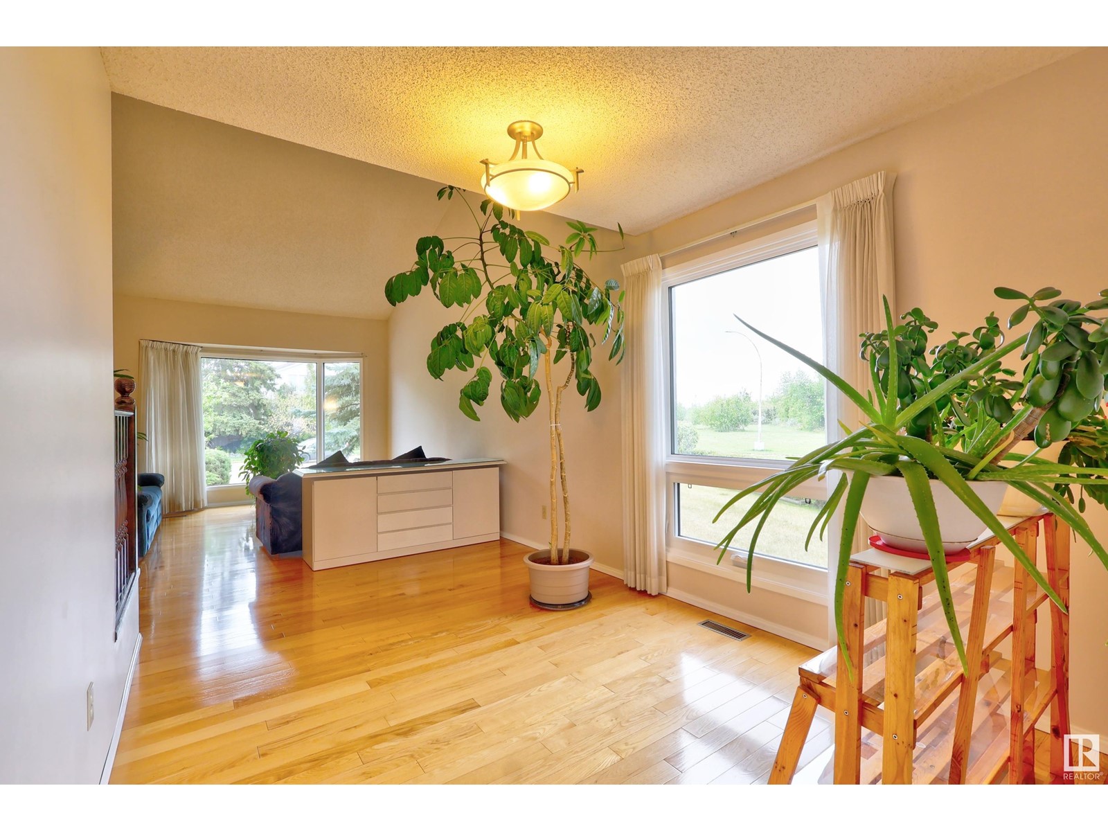 1804 114 St Nw, Edmonton, Alberta  T6J 4V1 - Photo 13 - E4437620
