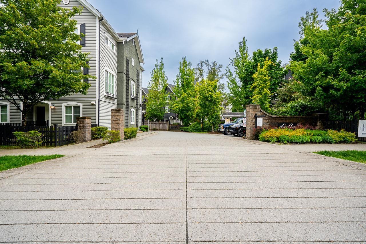 36 19180 65 Avenue, Surrey, British Columbia  V4N 6M5 - Photo 2 - R3004208