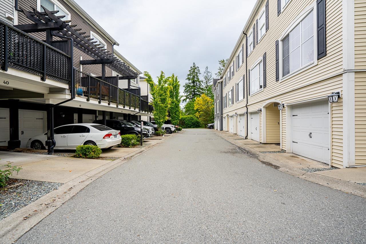 36 19180 65 Avenue, Surrey, British Columbia  V4N 6M5 - Photo 3 - R3004208
