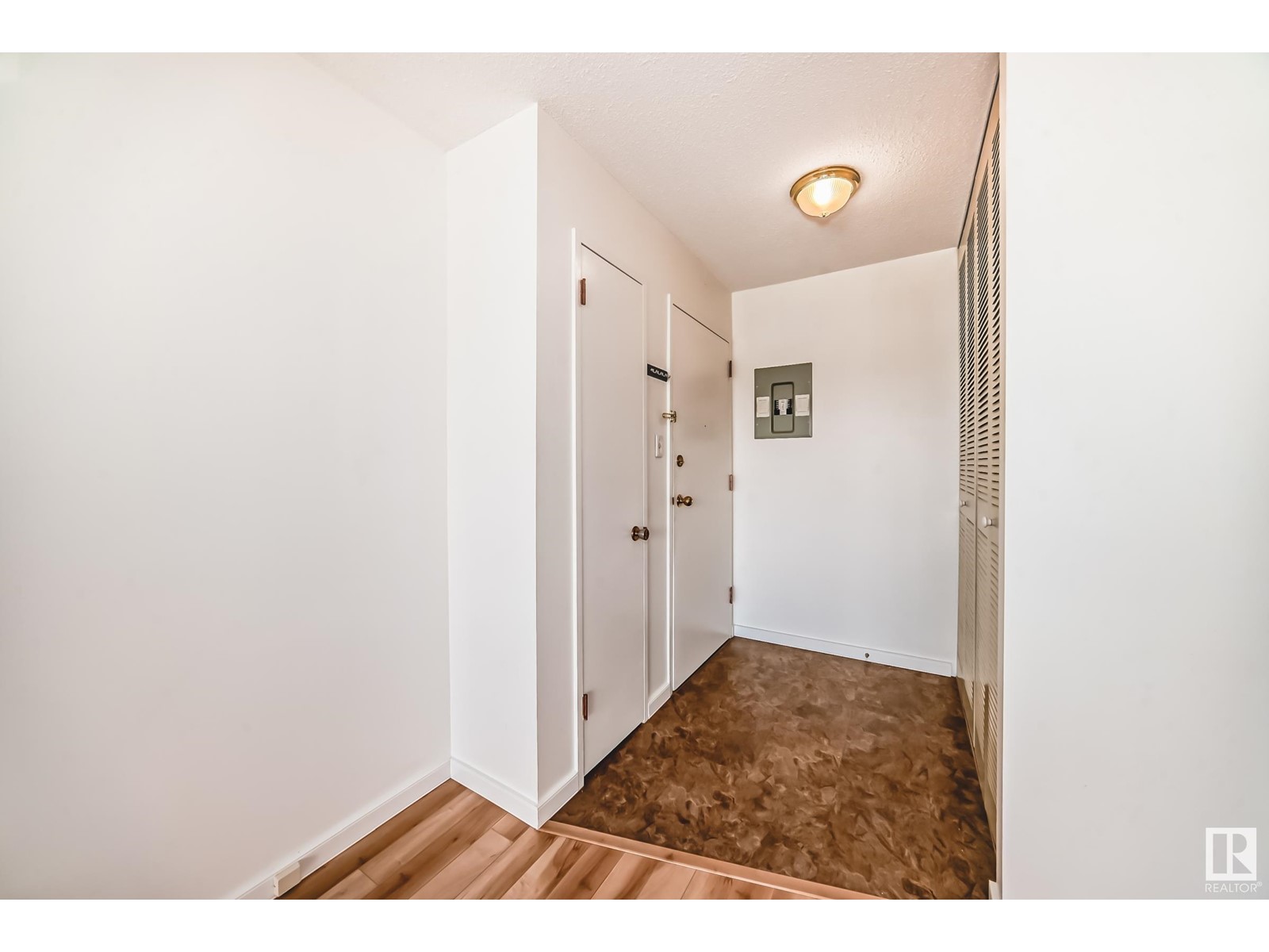 Property at #301 11415 41 AV NW image 3