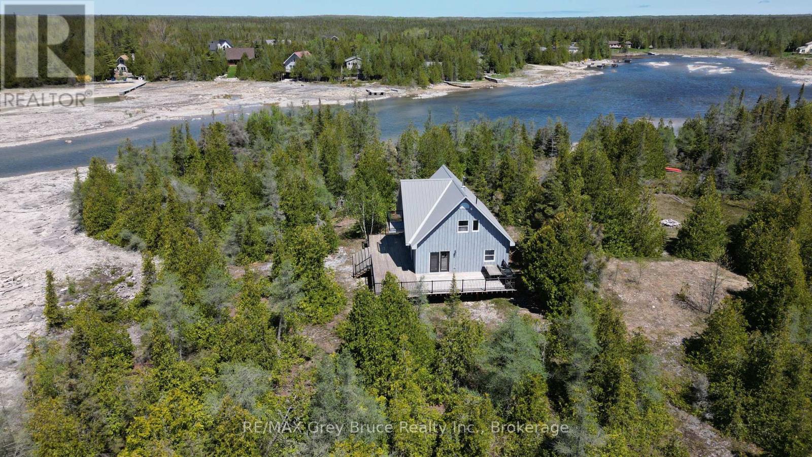 7 BASS ROAD, Northern Bruce Peninsula, Ontario