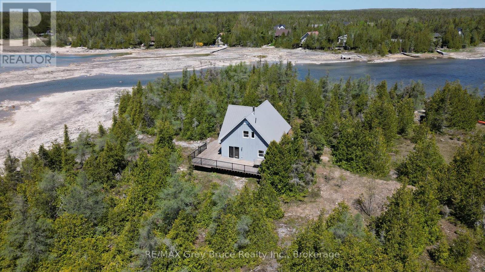 7 Bass Road, Northern Bruce Peninsula, Ontario  N0H 1Z0 - Photo 4 - X12059645