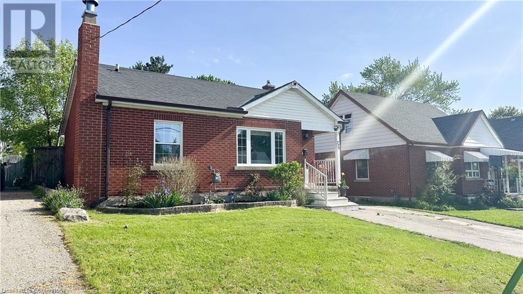 776 Elizabeth Street, Kitchener, Ontario  N2H 6H5 - Photo 1 - 40729411