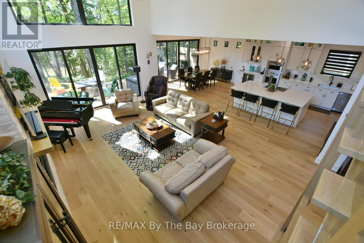 183 Woodland Drive, Wasaga Beach, Ontario  L9Z 2V4 - Photo 24 - S12010935