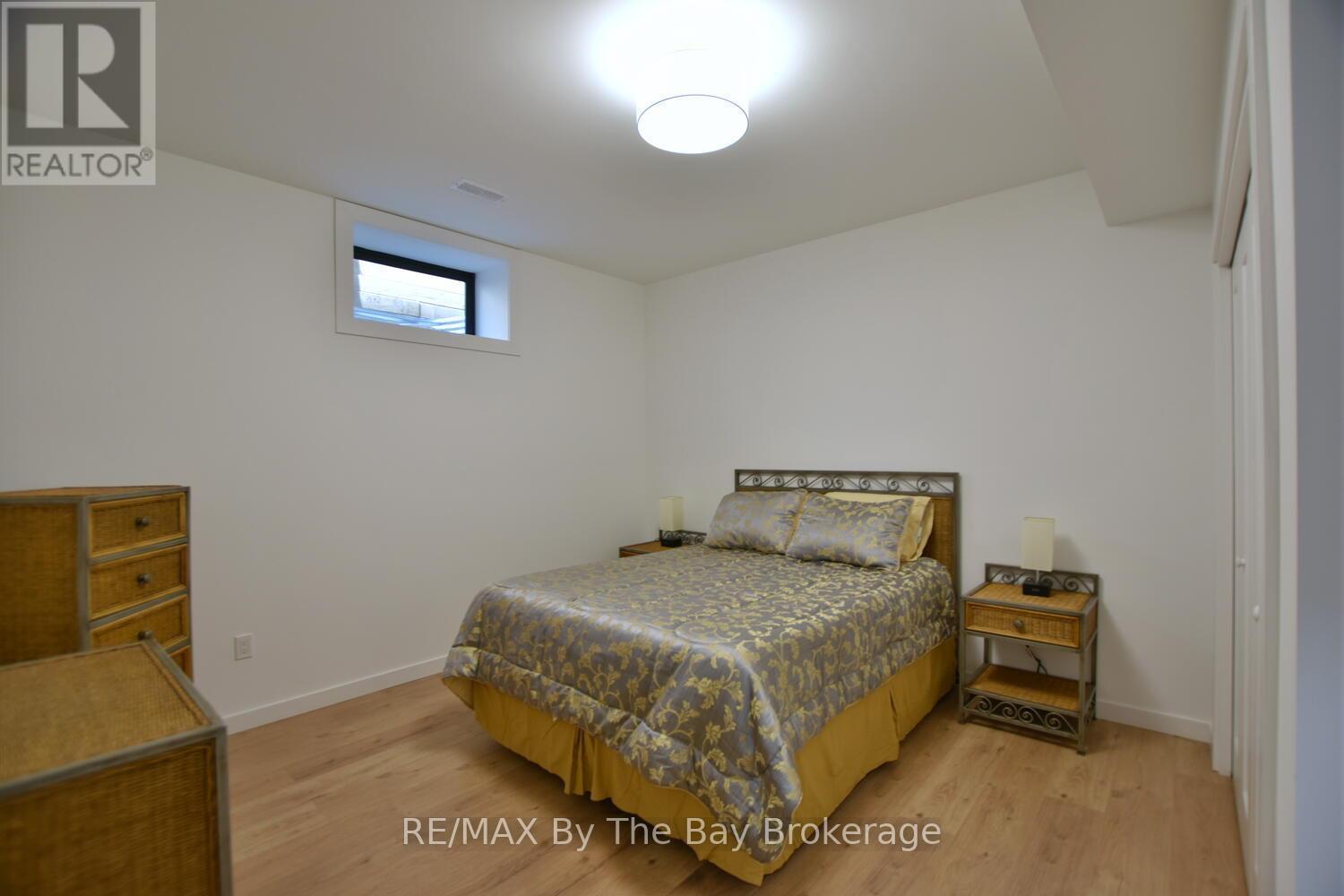 183 Woodland Drive, Wasaga Beach, Ontario  L9Z 2V4 - Photo 45 - S12010935