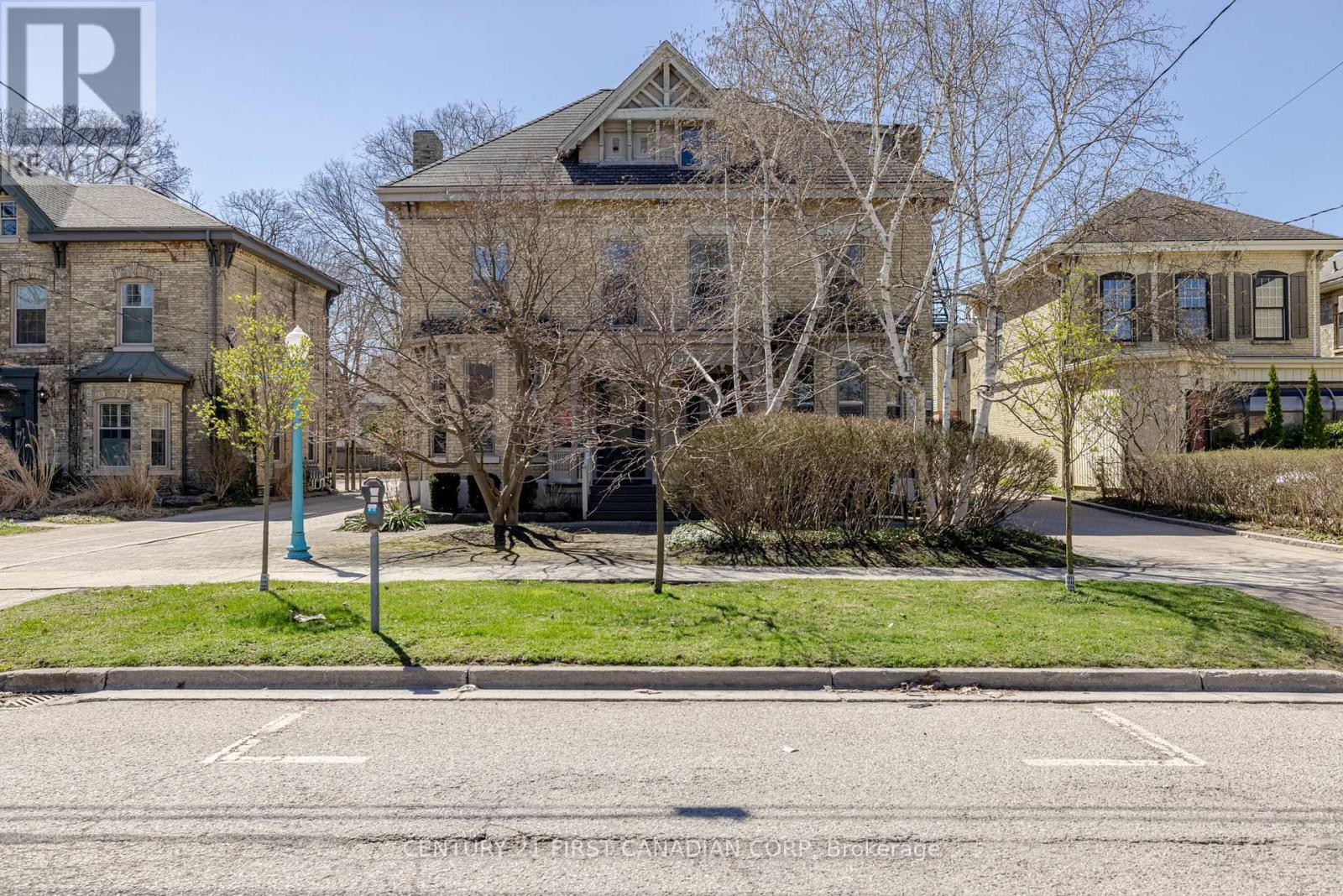 359 PRINCESS AVENUE, London East, Ontario