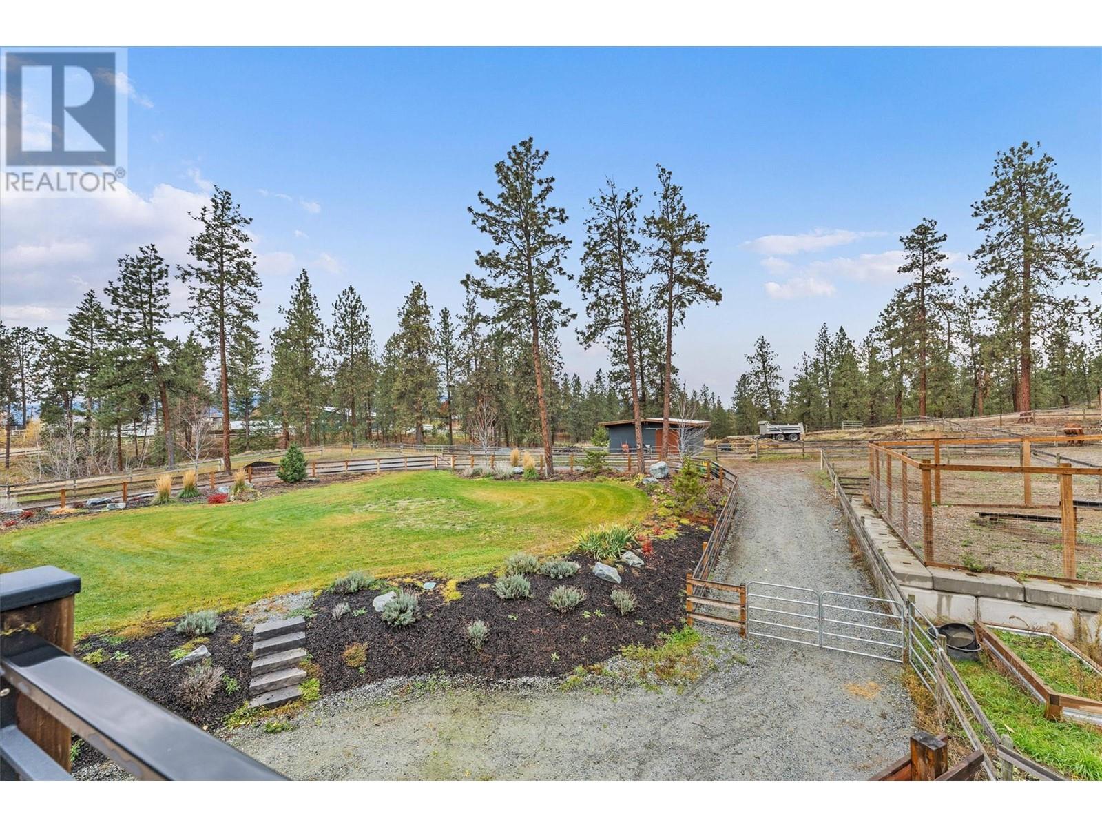 2150 Saucier Road, Kelowna, British Columbia  V1W 4C1 - Photo 37 - 10348854