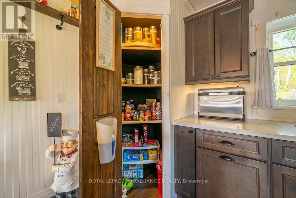 1130 Hummingbird Lane, Central Frontenac, Ontario  K0H 0B6 - Photo 13 - X12163648