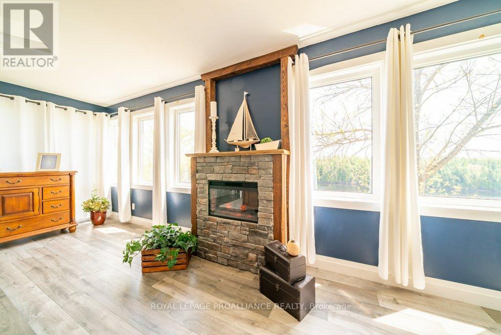 1130 Hummingbird Lane, Central Frontenac, Ontario  K0H 0B6 - Photo 23 - X12163648