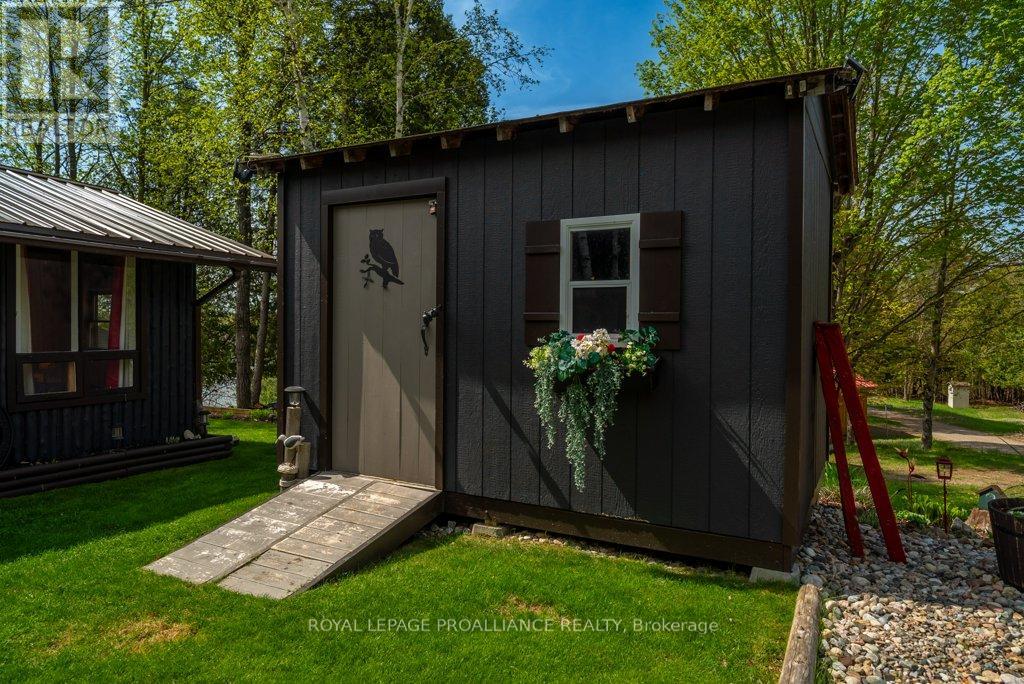 1130 Hummingbird Lane, Central Frontenac, Ontario  K0H 0B6 - Photo 40 - X12163648