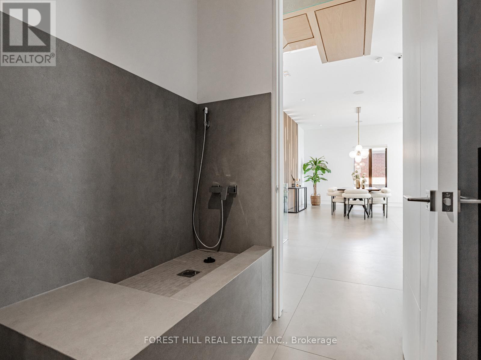 77 Risebrough Avenue, Toronto, Ontario  M2M 2E2 - Photo 10 - C12163442